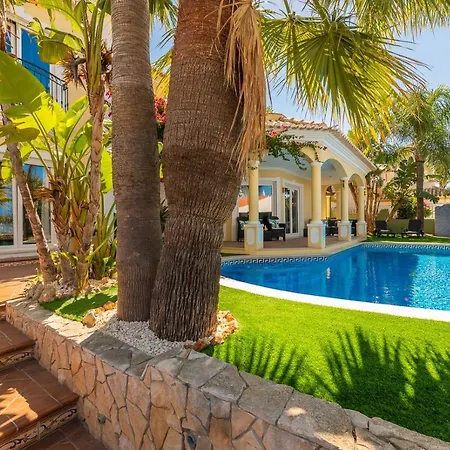 Апартаменти Oasis Tropical, Jardim E Piscina! Портіман