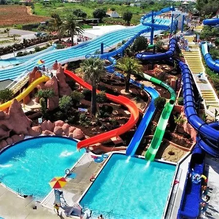 Oasis Tropical, Jardim E Piscina! Портіман