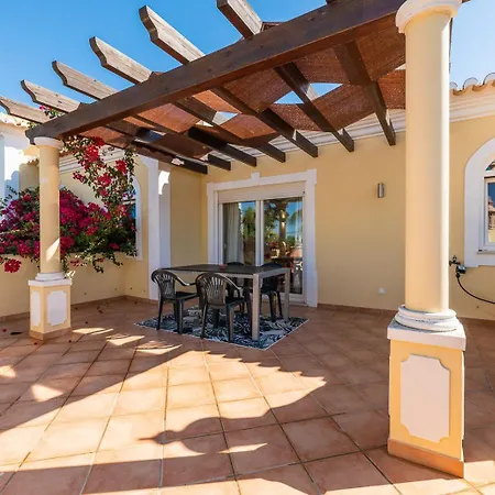 Oasis Tropical, Jardim E Piscina! Portimao