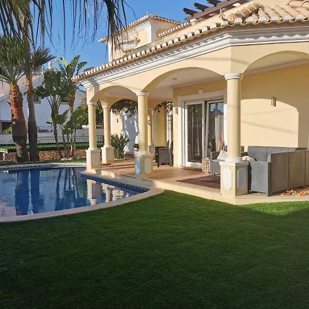 Oasis Tropical, Jardim E Piscina! Portimao