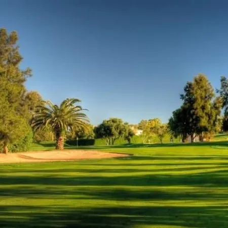 Oasis Tropical, Jardim E Piscina! Apartment *